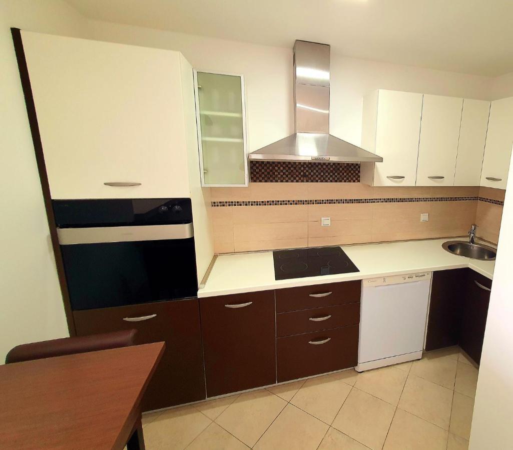 Penthouse Jacuzzi & Pool Apartmants Опатия Екстериор снимка