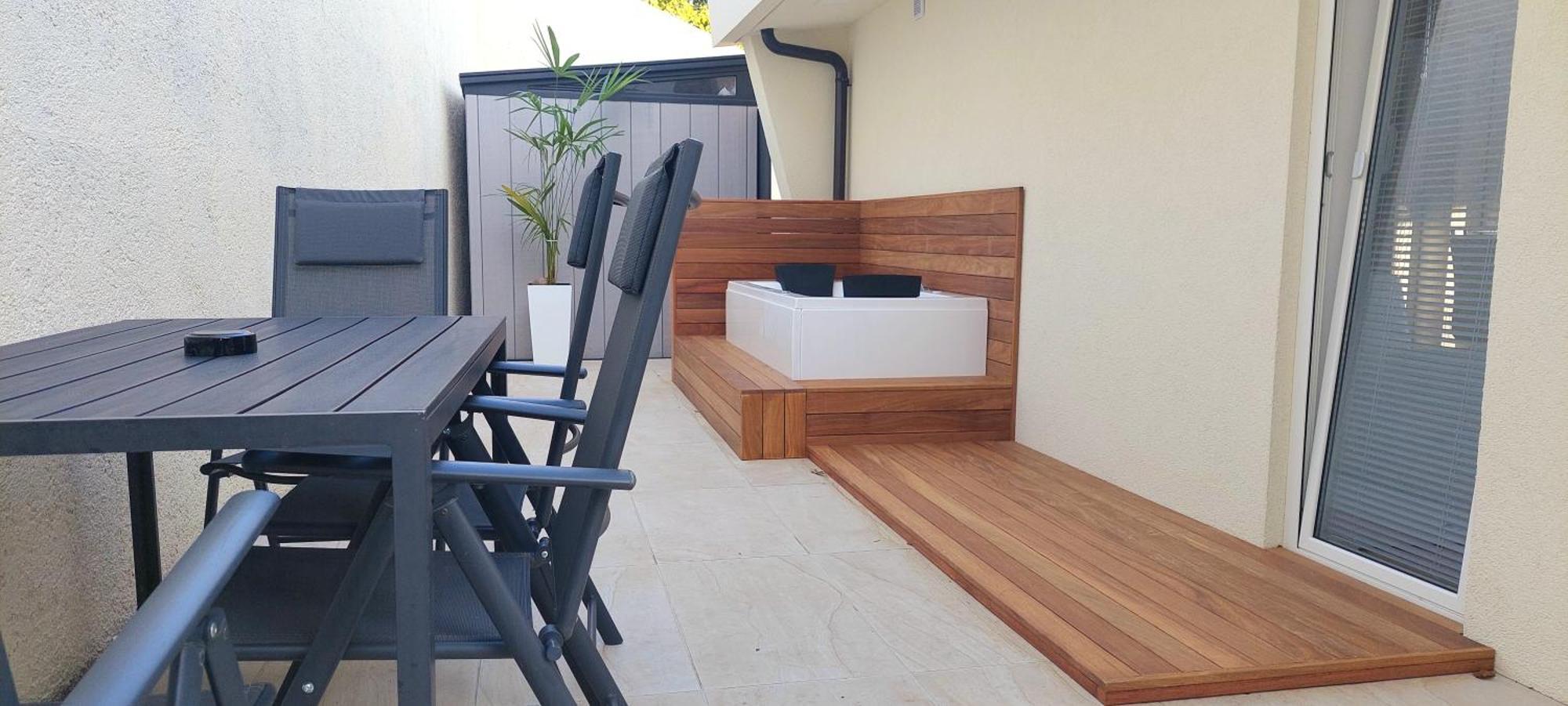 Penthouse Jacuzzi & Pool Apartmants Опатия Екстериор снимка